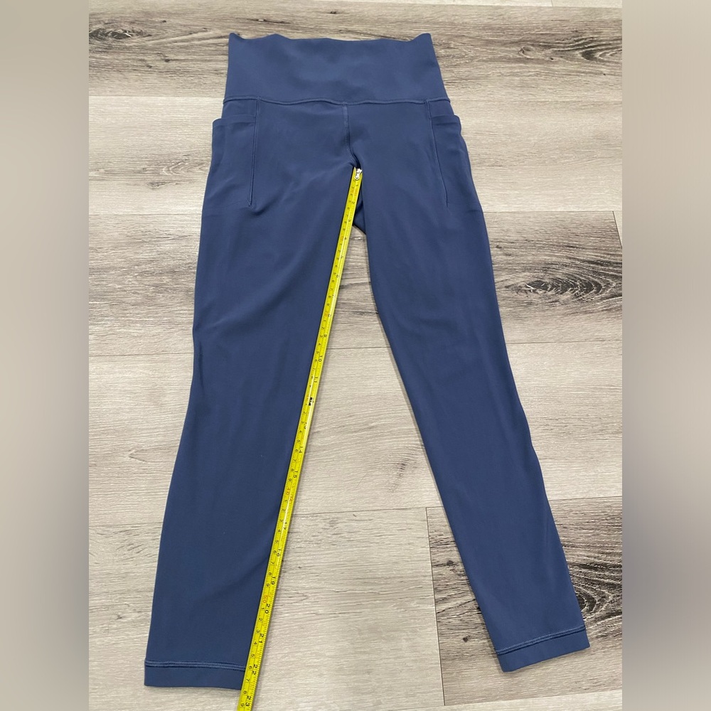 ATHLETA Salutation 7/8 Tight in Powervita, Size XS, Blue - Picture 3 of 7